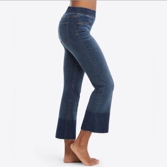 NWT Spanx Cropped Flair Denim Raw Hem High Rise Stretch Dark Wash Jeans 20231R - Picture 13 of 14